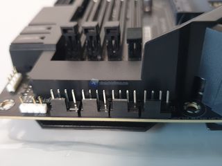 asus rog crosshairviiiformula 24