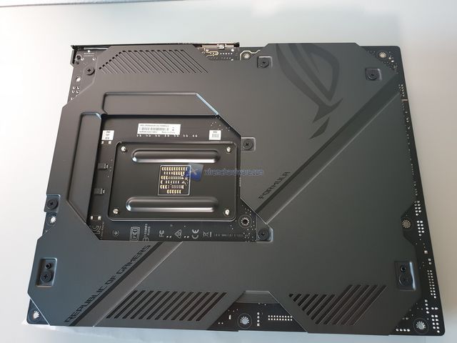 asus rog crosshairviiiformula 33